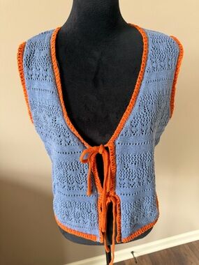 Butter Melon Blue w/ Orange Trim Crochet Sleeveless Tie Front Vest Large